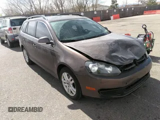 2011 Volkswagen Jetta SportWagen TDI with VIN 3VWPL7AJ4BM661050, listed as a IAAI auction lot 41859425 with 102,773 mi miles. Bid and sale history available at carsss.com. Image 1.