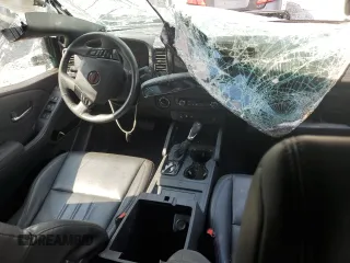 2022 Nissan Frontier SV z VIN 1N6ED1EK3NN640947, wystawiony jako Copart lot #54543805 z przebiegiem Nie podano mil oraz Nie do naprawy • Non repairable. Historia ofert i sprzedaży dostępna na DreamBid. Obrazek 8.