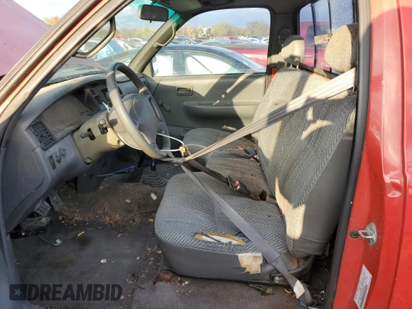 1995 Toyota T100 z VIN JT4VD21E7S0004632, wystawiony jako Copart lot #79314784 z przebiegiem 248 834 mil mil oraz Tytuł czysty. Historia ofert i sprzedaży dostępna na DreamBid. Obrazek 7.