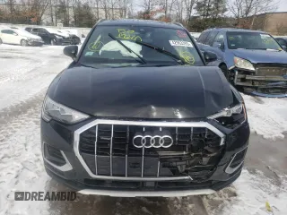 2022 Audi Q3 Premium with VIN WA1AUCF34N1001093, listed as a Copart auction lot 42963393 with 21,932 mi miles. Bid and sale history available at carsss.com. Image 5.