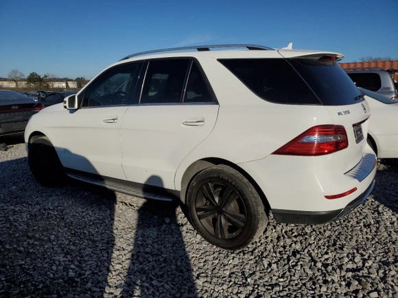 2014 Mercedes-Benz M-Class ML 350 with VIN 4JGDA5JB8EA371710, listed as a Copart auction lot 46101705 with NaN miles and Clean Title. Bid and sale history available at carsss.com. Image 2.