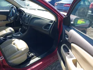 2011 Chrysler 200 Limited with VIN 1C3BC2FG5BN580274, listed as a IAAI auction lot 41750215 with 182,310 mi miles. Bid and sale history available at carsss.com. Image 5.
