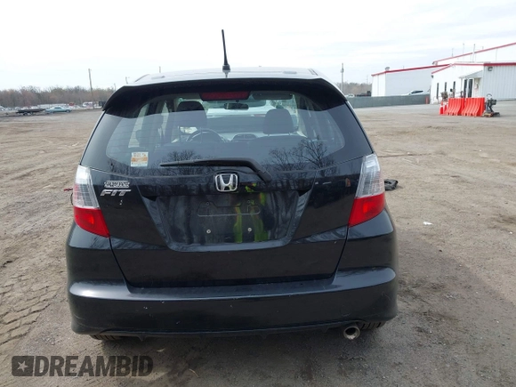 2013 Honda Fit Sport with VIN JHMGE8H59DC046377, listed as a IAAI auction lot 41921693 with 89,704 mi miles. Bid and sale history available at carsss.com. Image 16.