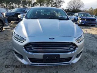 2016 Ford Fusion SE with VIN 3FA6P0T93GR169297, listed as a Copart auction lot 85258724 with 121,568 mi miles and Salvage Title. Bid and sale history available at carsss.com. Image 5.