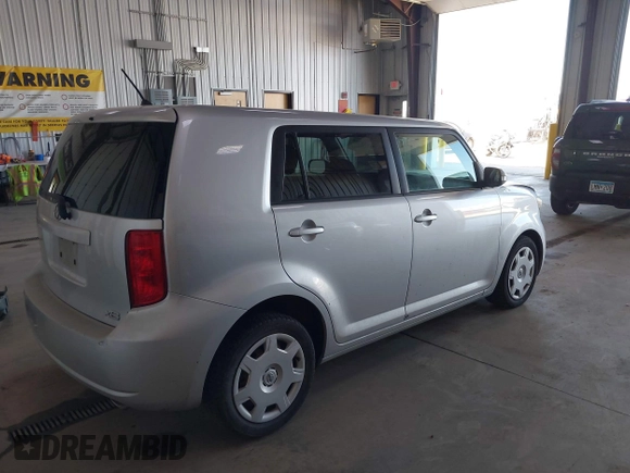 2009 Scion xB z VIN JTLKE50E091096548, wystawiony jako IAAI lot #42225785 z przebiegiem 97 027 mil mil oraz . Historia ofert i sprzedaży dostępna na DreamBid. Obrazek 4.