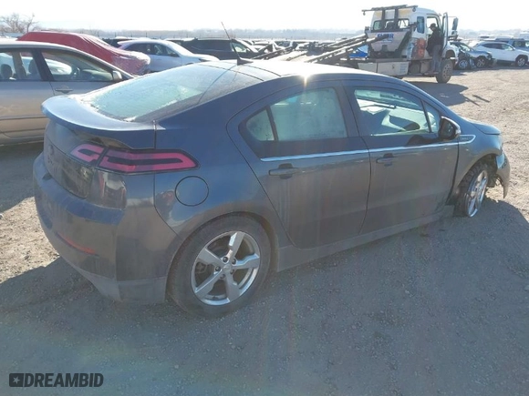 2011 Chevrolet Volt with VIN 1G1RD6E49BU101844, listed as a IAAI auction lot 41333980 with 152,276 mi miles. Bid and sale history available at carsss.com. Image 4.