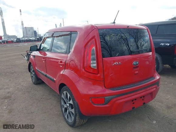 2013 Kia Soul + with VIN KNDJT2A6XD7508063, listed as a IAAI auction lot 41575338 with 91,319 mi miles. Bid and sale history available at carsss.com. Image 3.