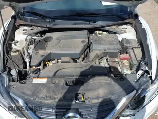 2017 Nissan Altima SR z VIN 1N4AL3AP4HN349577, wystawiony jako IAAI lot #41651995 z przebiegiem 119 180 mil mil oraz . Historia ofert i sprzedaży dostępna na DreamBid. Obrazek 10.