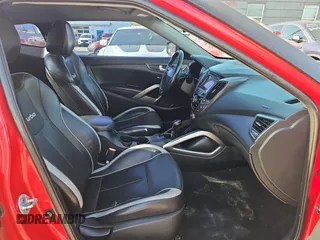 2013 Hyundai Veloster Turbo w/Black Int with VIN KMHTC6AE4DU142055, listed as a Copart auction lot 54666655 with 110,777 mi miles and Clean Title. Bid and sale history available at carsss.com. Image 5.