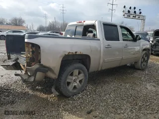 2007 Chevrolet Silverado 1500 LTZ with VIN 2GCEK13M471500665, listed as a Copart auction lot 46646525 with 0 mi miles and Salvage Title. Bid and sale history available at carsss.com. Image 3.