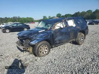 2020 Toyota 4Runner SR5 with VIN JTEBU5JR5L5742937, listed as a Copart auction lot 52111075 with Not provided miles and Salvage title. Bid and sale history available at DreamBid. Image 1.