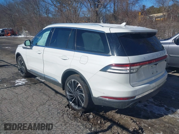2021 Lincoln Aviator Reserve with VIN 5LM5J7XC3MGL08085, listed as a IAAI auction lot 41482512 with 61,248 mi miles and . Bid and sale history available at DreamBid. Image 3.