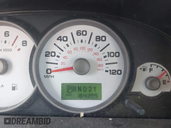 2006 Ford Escape XLT with VIN 1FMYU03Z56KC55074, listed as a IAAI auction lot 41473454 with 164,399 mi miles. Bid and sale history available at carsss.com. Image 7.