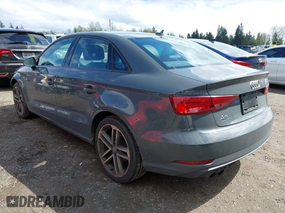 2017 Audi A3 Premium z VIN WAUAUGFF6H1044150, wystawiony jako IAAI lot #42002615 z przebiegiem 60 371 mil mil oraz . Historia ofert i sprzedaży dostępna na DreamBid. Obrazek 3.