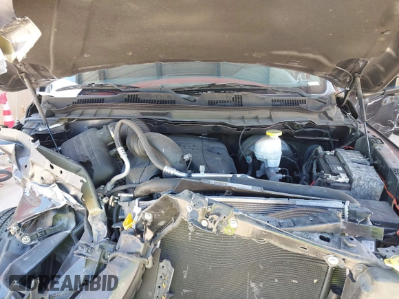2018 Ram 1500 Express with VIN 1C6RR6KT3JS305402, listed as a IAAI auction lot 42123190 with 52,898 mi miles and . Bid and sale history available at DreamBid. Image 10.