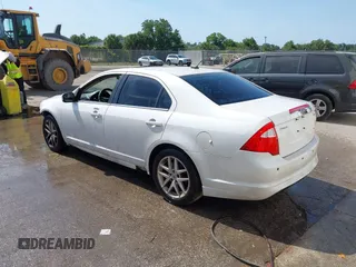 2011 Ford Fusion SEL with VIN 3FAHP0JAXBR124596, listed as a IAAI auction lot 42019623 with 239,177 mi miles and . Bid and sale history available at carsss.com. Image 3.