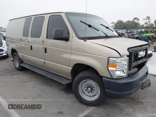 2014 Ford Econoline Cargo Commercial z VIN 1FTNE1EW1EDA74991, wystawiony jako IAAI lot #42459258 z przebiegiem 113 564 mil mil oraz . Historia ofert i sprzedaży dostępna na DreamBid. Obrazek 1.