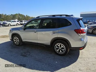 2019 Subaru Forester Premium with VIN JF2SKAGC8KH533681, listed as a Copart auction lot 49420615 with 108,574 mi miles and Clean Title. Bid and sale history available at carsss.com. Image 2.