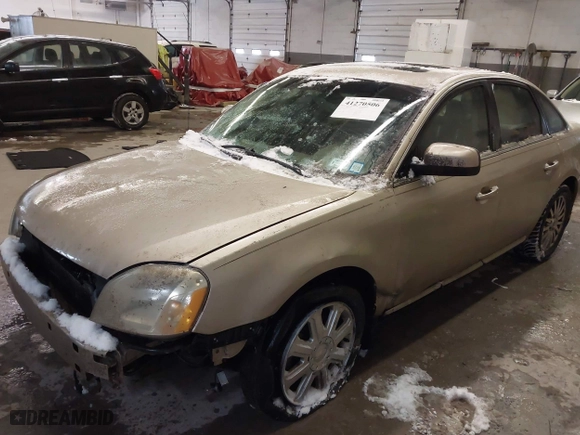 2006 Mercury Montego Premier with VIN 1MEHM43176G619499, listed as a IAAI auction lot 41270506 with 233,119 mi miles. Bid and sale history available at carsss.com. Image 18.