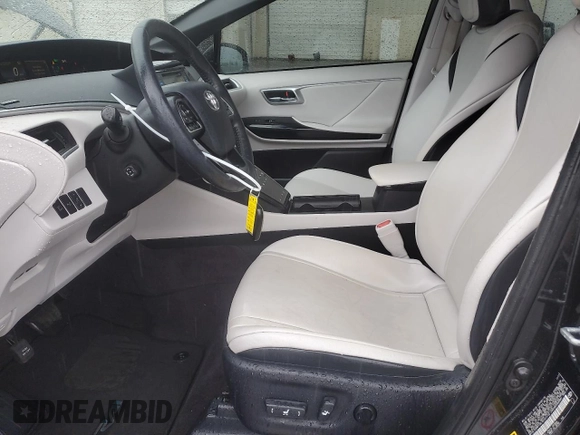 2017 Toyota Mirai z VIN JTDBVRBD7HA003661, wystawiony jako Copart lot #56631785 z przebiegiem 48 357 mil mil oraz Czysty tytuł • Clean title. Historia ofert i sprzedaży dostępna na DreamBid. Obrazek 7.