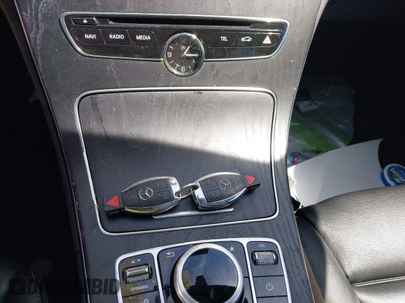 2017 Mercedes-Benz C 43 AMG with VIN 55SWF6EB6HU225511, listed as a IAAI auction lot 41827261 with 71,386 mi miles and . Bid and sale history available at DreamBid. Image 11.