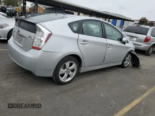 2010 Toyota Prius II with VIN JTDKN3DU3A0046125, listed as a Copart auction lot 45037195 with 137,728 mi miles and Salvage Title. Bid and sale history available at DreamBid. Image 3.