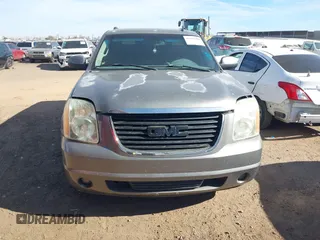 2007 GMC Yukon SLT with VIN 1GKFC13J67J111074, listed as a IAAI auction lot 41459309 with 212,753 mi miles. Bid and sale history available at carsss.com. Image 6.