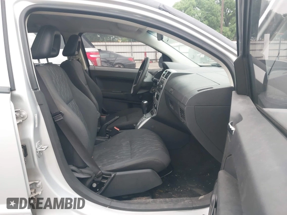 2008 Dodge Caliber SE with VIN 1B3HB28B88D646004, listed as a IAAI auction lot 41947879 with 220,825 mi miles. Bid and sale history available at carsss.com. Image 5.