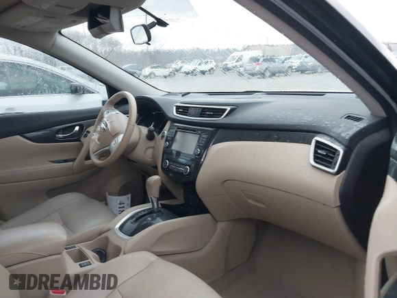 2015 Nissan Rogue SL with VIN 5N1AT2MVXFC911260, listed as a IAAI auction lot 41823690 with 128,121 mi miles. Bid and sale history available at carsss.com. Image 5.