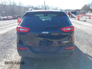 2018 Jeep Cherokee Latitude with VIN 1C4PJMCB1JD589473, listed as a IAAI auction lot 41665630 with 106,371 mi miles and . Bid and sale history available at DreamBid. Image 16.