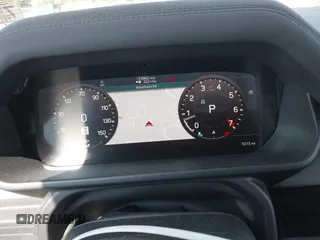 2020 Land Rover Defender S с VIN SALEJEEX0L2015668, выставлен на аукционе IAAI как лот 42419724 с пробегом 53 962 миль миль и . История ставок и продаж доступна на DreamBid. Изображение 7.