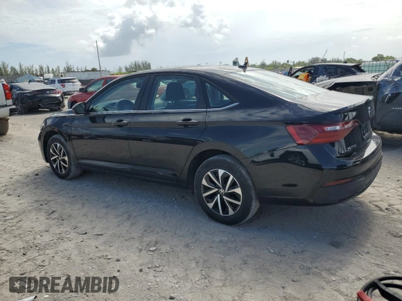 2024 Volkswagen Jetta S with VIN 3VW5M7BU4RM075715, listed as a Copart auction lot 62886015 with 21,207 mi miles and Clean title. Bid and sale history available at DreamBid. Image 2.