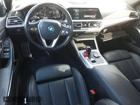 2022 BMW 3 Series 330e with VIN 3MW5P7J02N8C63335, listed as a Copart auction lot 43612135 with 8,535 mi miles and Salvage Title. Bid and sale history available at carsss.com. Image 8.