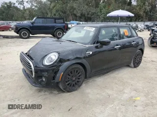 2021 MINI Hardtop 4 Door Oxford Edition with VIN WMWXU7C08M2N64039, listed as a Copart auction lot 83329254 with 31,549 mi miles and Non repairable. Bid and sale history available at DreamBid. Image 1.