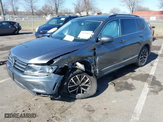 2021 Volkswagen Tiguan SE with VIN 3VV2B7AX3MM116529, listed as a IAAI auction lot 41839843 with 45,287 mi miles. Bid and sale history available at carsss.com. Image 2.