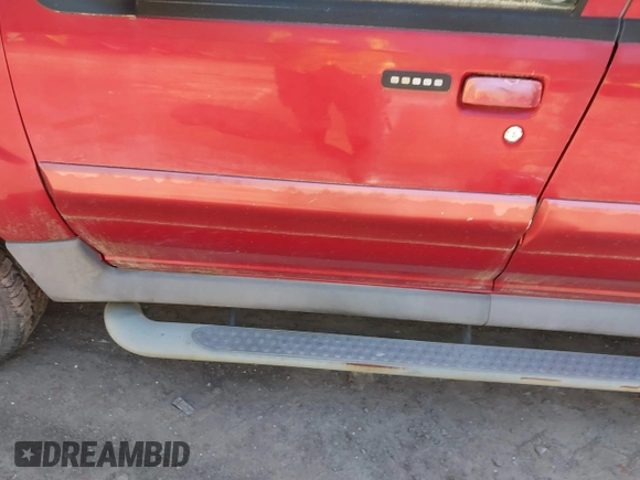 2005 Ford Explorer Sport Trac XLS with VIN 1FMZU77K95UB13467, listed as a IAAI auction lot 42142049 with 164,156 mi miles and . Bid and sale history available at DreamBid. Image 6.
