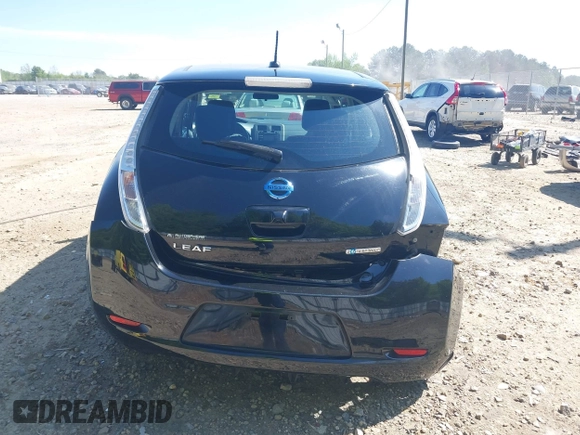2015 Nissan LEAF S с VIN 1N4AZ0CP3FC322339, выставлен на аукционе IAAI как лот 42060240 с пробегом 71 189 миль миль и . История ставок и продаж доступна на DreamBid. Изображение 16.