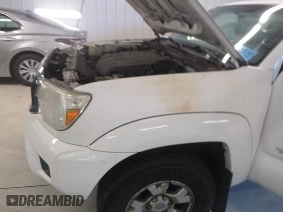 2013 Toyota Tacoma with VIN 3TMMU4FN6DM062201, listed as a IAAI auction lot 42906789 with 266,431 mi miles and . Bid and sale history available at DreamBid. Image 9.
