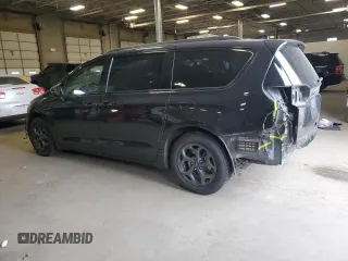 2021 Chrysler Pacifica Hybrid Limited with VIN 2C4RC1S73MR572870, listed as a Copart auction lot 55426655 with 92,436 mi miles and Salvage title. Bid and sale history available at DreamBid. Image 2.