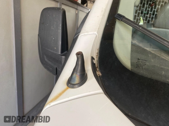 2016 Ford Transit Cargo с VIN 1FTYE1YM5GKB48869, выставлен на аукционе IAAI как лот 42789025 с пробегом 147 263 миль миль и . История ставок и продаж доступна на DreamBid. Изображение 13.