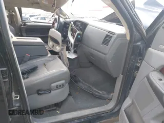 2008 Dodge 2500 SXT z VIN 3D7KS29A28G108711, wystawiony jako IAAI lot #41707944 z przebiegiem Nie podano mil oraz . Historia ofert i sprzedaży dostępna na DreamBid. Obrazek 5.