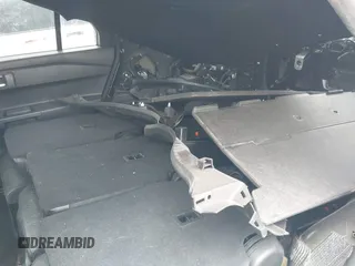 2021 Ford Police Interceptor Utility z VIN 1FM5K8ABXMGA46944, wystawiony jako IAAI lot #42087400 z przebiegiem 82 623 mil mil oraz . Historia ofert i sprzedaży dostępna na DreamBid. Obrazek 8.