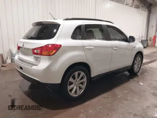 2015 Mitsubishi Outlander Sport 2.4 GT with VIN 4A4AR4AW8FE031747, listed as a IAAI auction lot 41487793 with 96,991 mi miles. Bid and sale history available at carsss.com. Image 4.