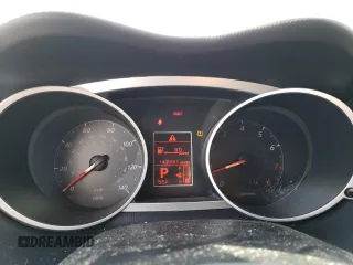 2009 Mitsubishi Outlander SE z VIN JA4MT31W69Z001475, wystawiony jako Copart lot #74098814 z przebiegiem 142 351 mil mil oraz Szkoda całkowita • Salvage title. Historia ofert i sprzedaży dostępna na DreamBid. Obrazek 9.
