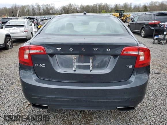 2016 Volvo S60 T5 Drive-E Premier z VIN YV126MFK9G2406956, wystawiony jako Copart lot #53336155 z przebiegiem 147 915 mil mil oraz Czysty tytuł • Clean title. Historia ofert i sprzedaży dostępna na DreamBid. Obrazek 6.