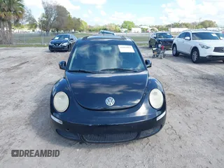 2007 Volkswagen Beetle with VIN 3VWRW31C67M513175, listed as a IAAI auction lot 41664492 with 72,906 mi miles and . Bid and sale history available at DreamBid. Image 6.