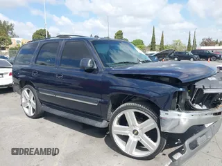 2005 Chevrolet Tahoe Z71 z VIN 1GNEC13T95R192599, wystawiony jako IAAI lot #41955397 z przebiegiem 179 292 mil mil oraz . Historia ofert i sprzedaży dostępna na DreamBid. Obrazek 13.