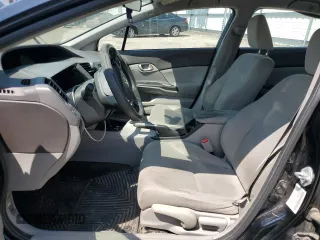 2012 Honda Civic LX z VIN 19XFB2F50CE051626, wystawiony jako Copart lot #59477235 z przebiegiem 126 225 mil mil oraz Szkoda całkowita • Salvage title. Historia ofert i sprzedaży dostępna na DreamBid. Obrazek 7.