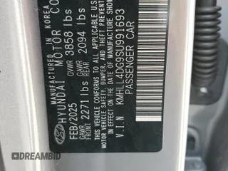 2025 Hyundai Elantra SE with VIN KMHLL4DG9SU991693, listed as a Copart auction lot 57850455 with 1,207 mi miles and Salvage title. Bid and sale history available at DreamBid. Image 13.