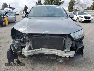 2017 Audi Q7 Premium Plus with VIN WA1LAAF78HD027417, listed as a Copart auction lot 50961825 with 122,053 mi miles and Salvage Title. Bid and sale history available at carsss.com. Image 5.